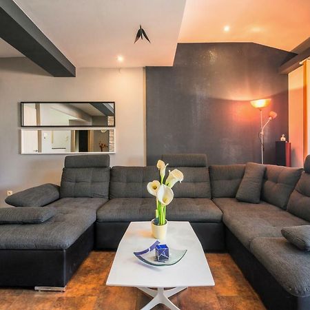 Boki Apartment Split Exterior photo